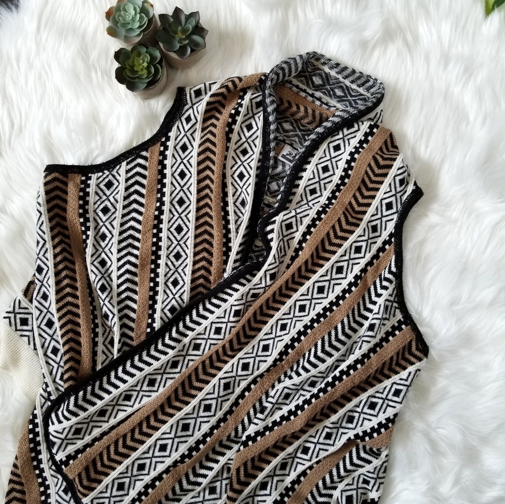 212 New York Collection Cardigan Vest